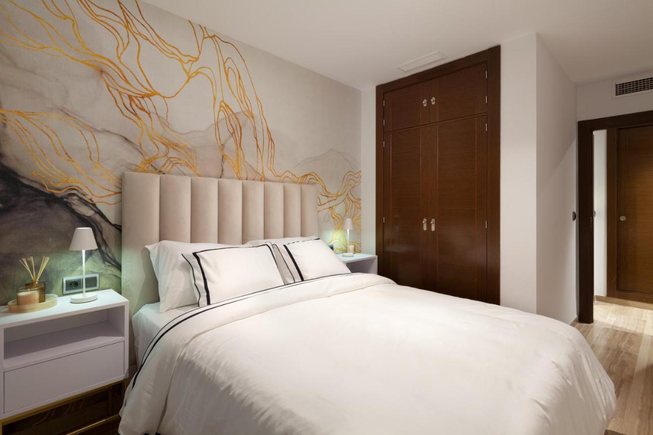 Апартаменты Inmalaga Uncibay Square 2 Экстерьер фото